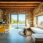 Gerakada Exclusive-seaview With Private Pool Villa