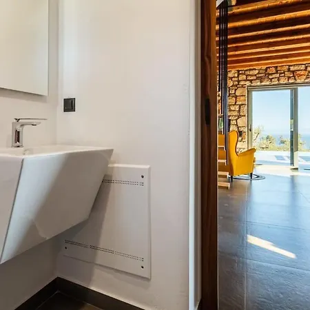 Gerakada Exclusive-seaview With Private Pool Villa Koróni