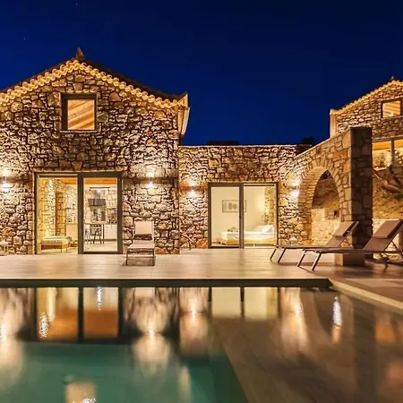Gerakada Exclusive-seaview With Private Pool Villa