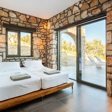 Gerakada Exclusive-seaview With Private Pool