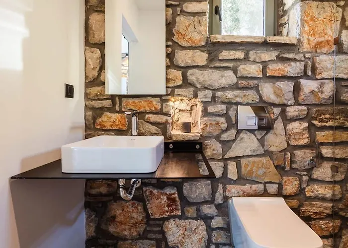 Gerakada Exclusive-seaview With Private Pool Корони